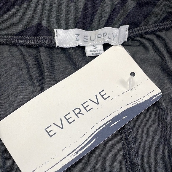 NWT Z Supply Leisel Tropical Zebra Skirt Maxi Jersey Stretch Ruffle Sz S - Picture 10 of 12